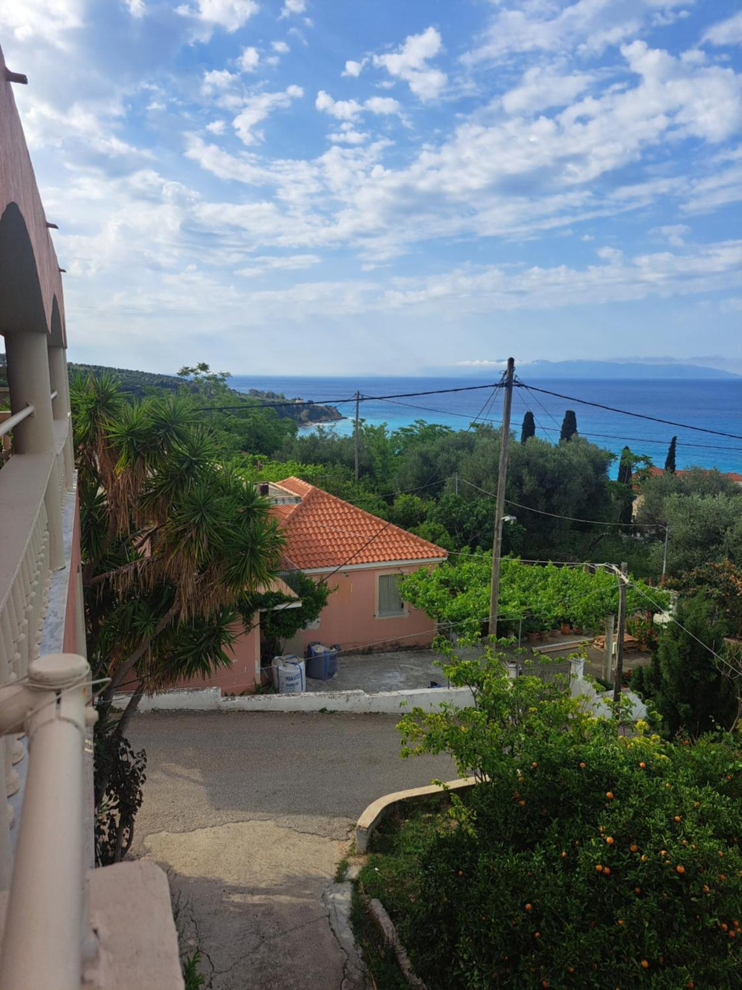 Marinos Studios At Lourdata Village Extérieur photo