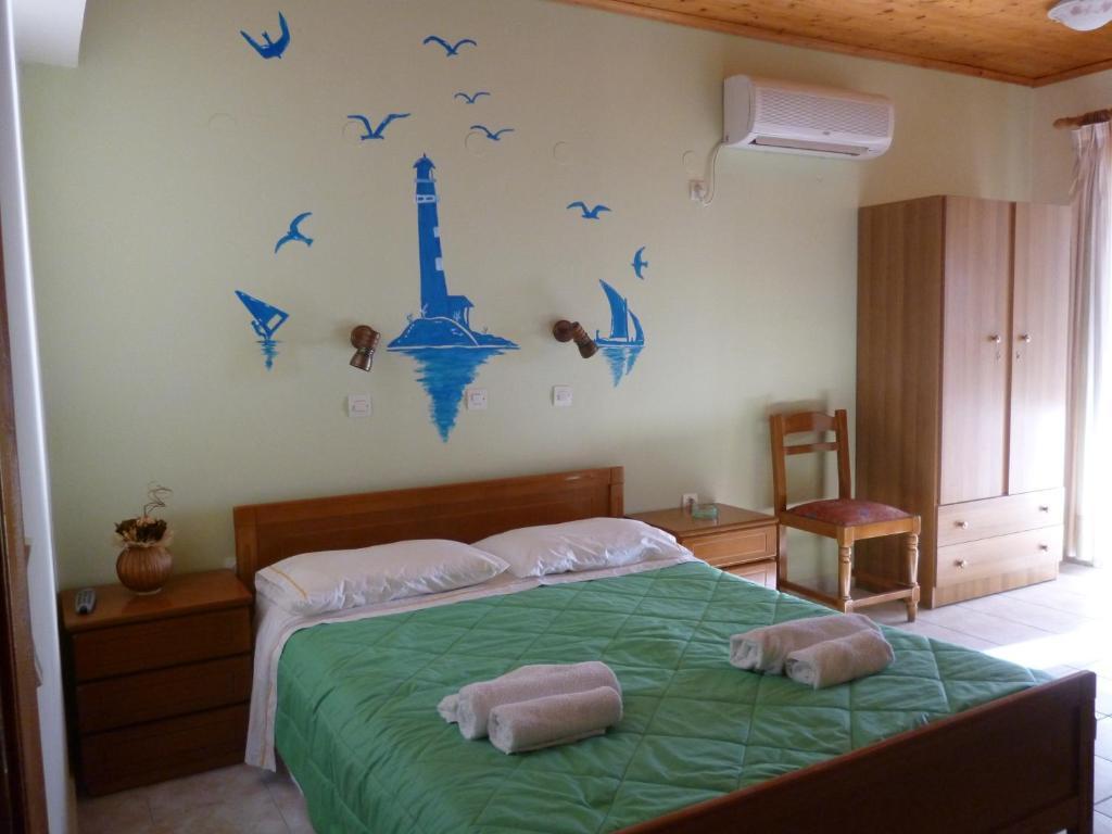 Marinos Studios At Lourdata Village Chambre photo