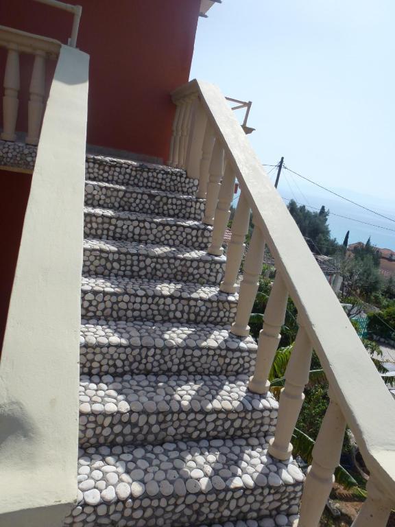 Marinos Studios At Lourdata Village Extérieur photo