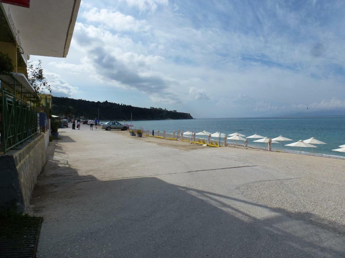 Marinos Studios At Lourdata Village Extérieur photo